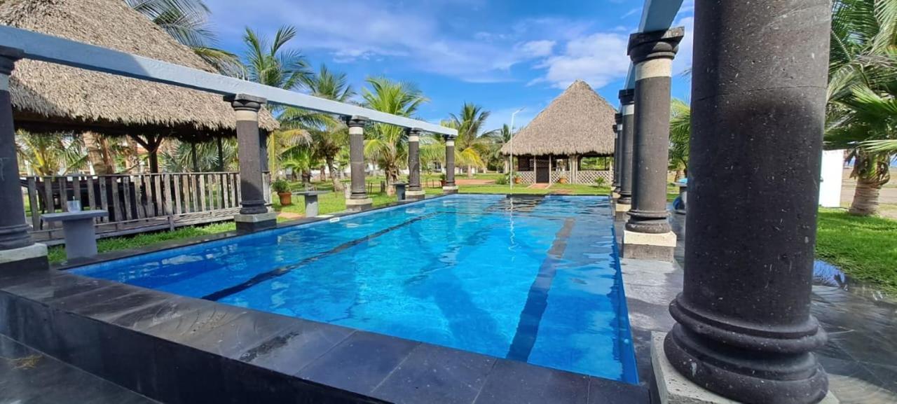 Ananta Hotel カシータス エクステリア 写真